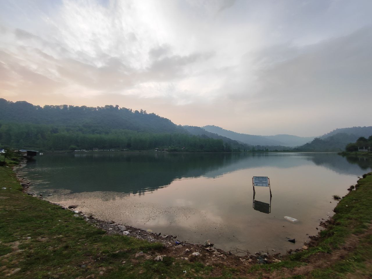 تصاویری از نخستین ناو پهپادبر ایران