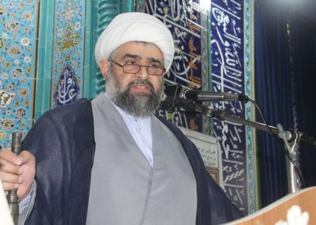 انتقاد امام جمعه کرگانرود از وضعیت بحرانی جاده ترانزیتی/ لزوم بهره‌گیری از منابع محلی برای ترمیم راه‌های روستایی