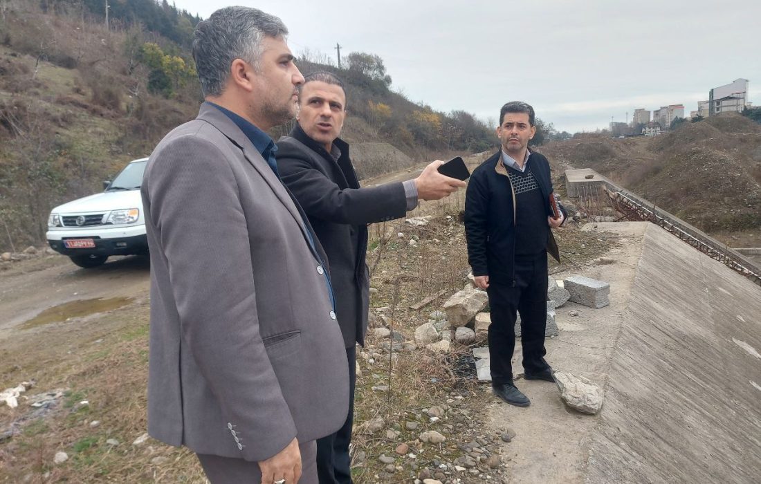 بازدید معاون هماهنگی امور عمرانی فرمانداری تالش از سه پروژه مهم عمرانی با پیشرفت فیزیکی ۹۰ درصد